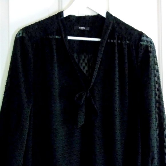 NYDJ Los Angeles Navy Blue Long Sleeve Lined Blouse US Size Small Never Worn - Picture 5 of 9